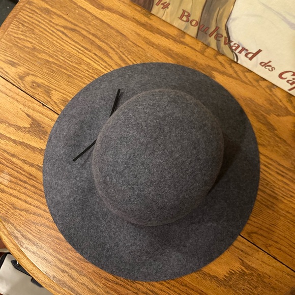 Phenix Round Crown Wool Felt Floppy Hat Gray NWT - Picture 6 of 6